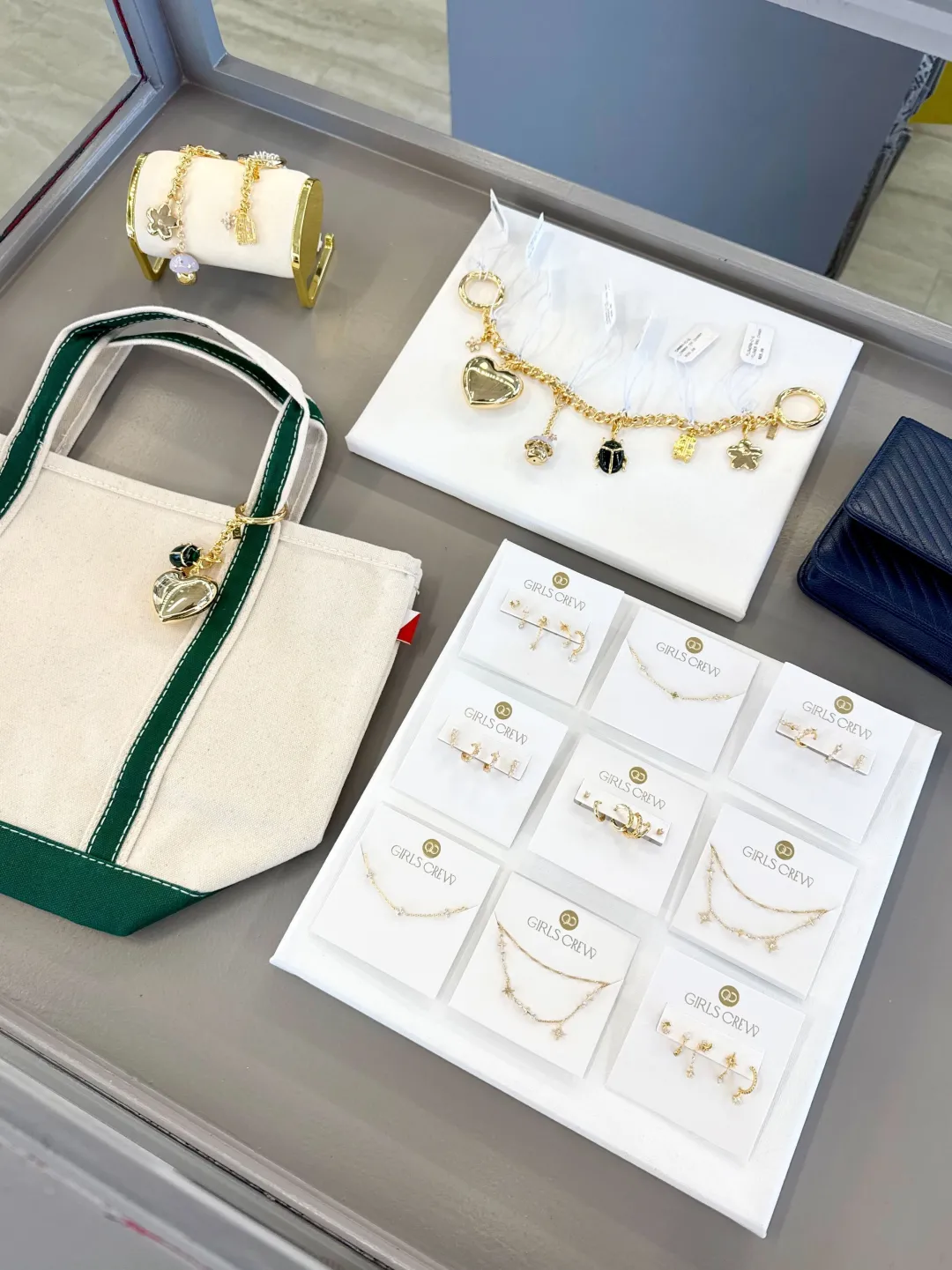 Essentials Earring Set