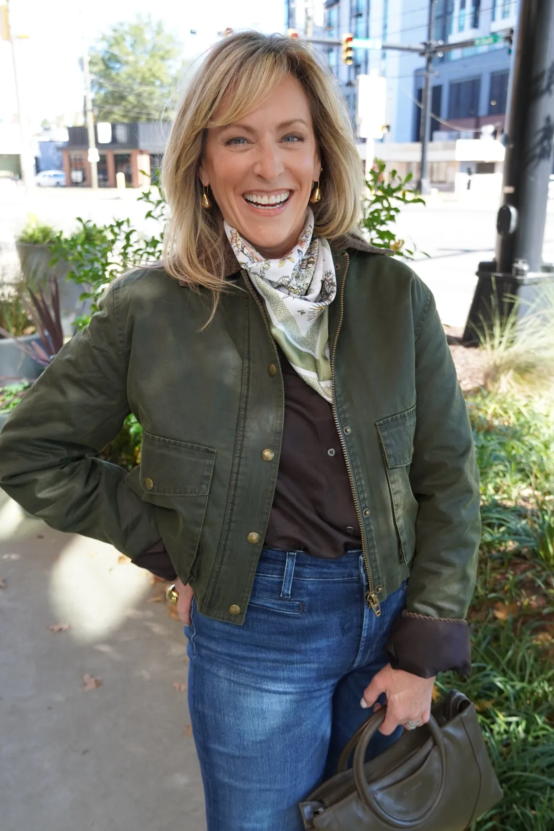 Lilah Flare Jeans With Welt Pocket