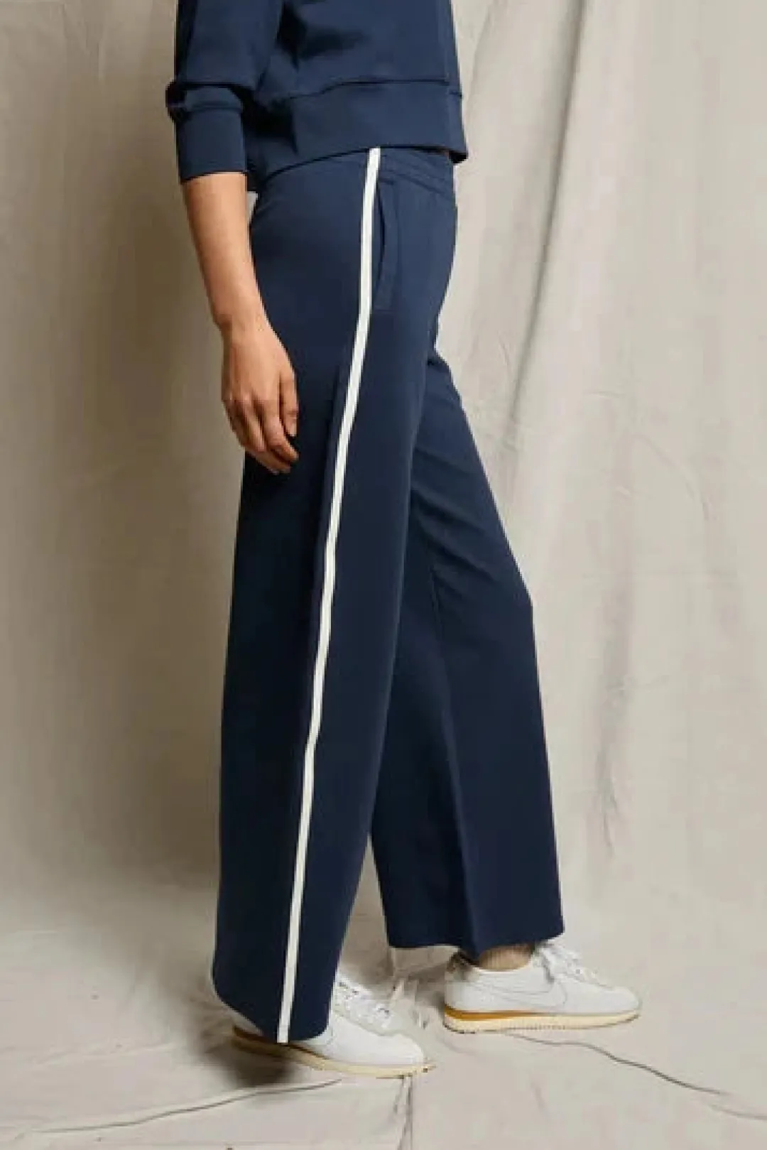 Mikos Wide Leg Pant