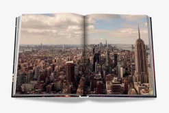 New York Chic Book