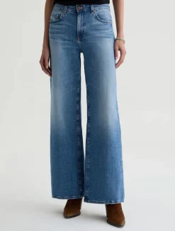 Saige Wide Leg Jeans