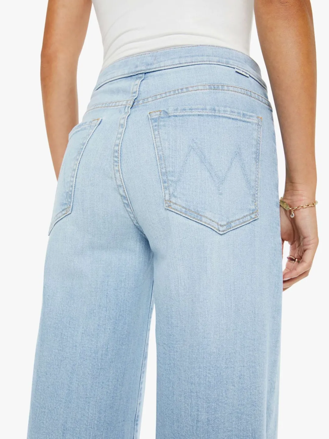 The Tab Undercover Skimp Jeans