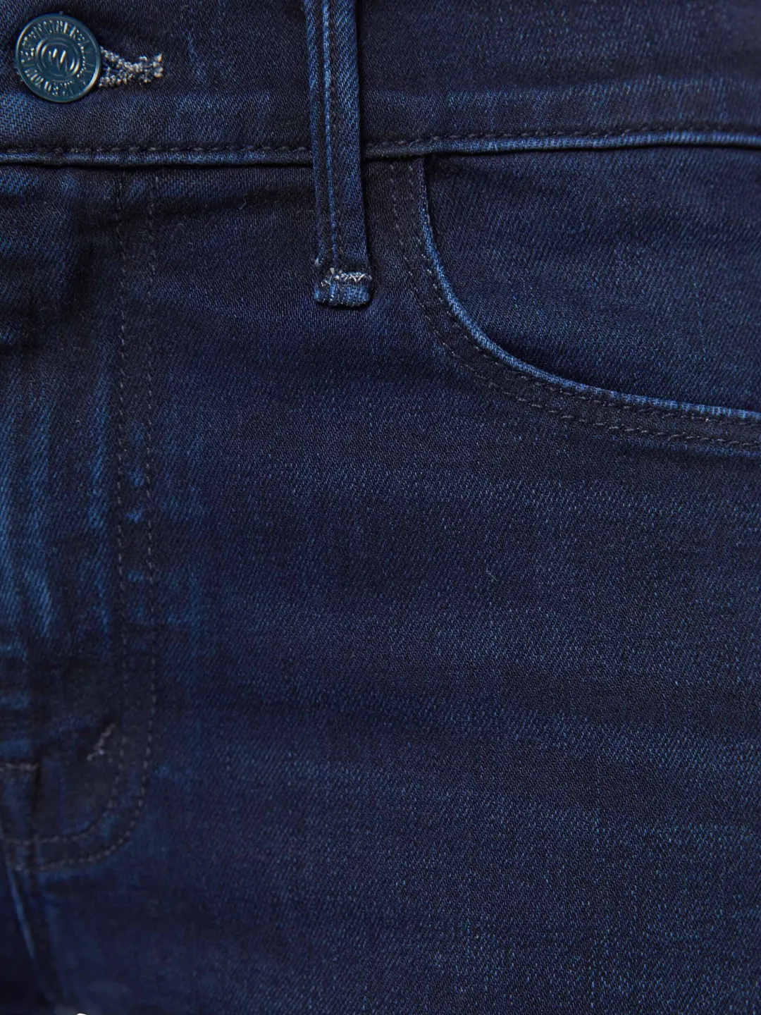 The Weekender Fray Jeans in Chip On My Shoulder